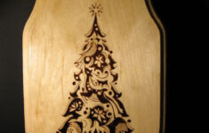 Very Beautiful Wood Burnt Christmas Tree Plaque Wood Burning