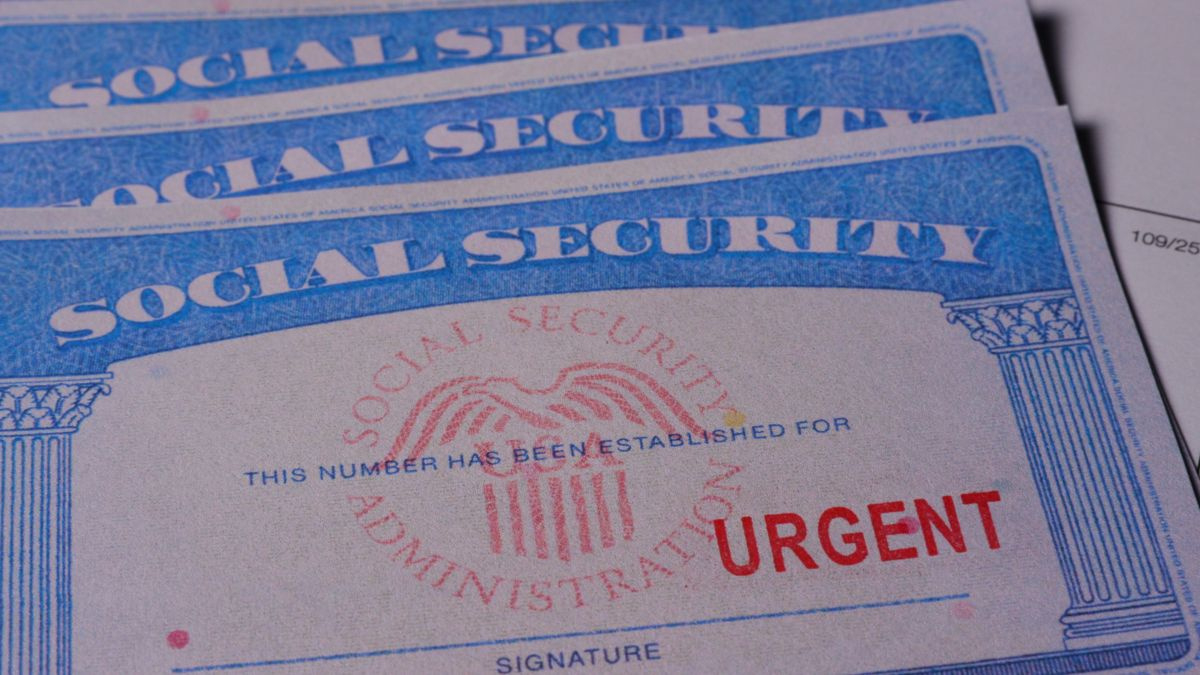 How To Change Your Social Security Number | Malwarebytes for Social Security Card Template Free