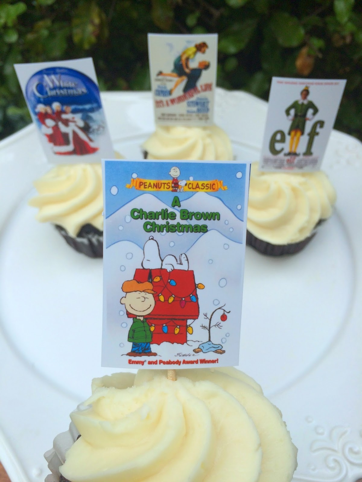 Jac O&amp;#039; Lyn Murphy: Holiday Movie Night with regard to Free Printable Peanuts Christmas Cupcake Toppers