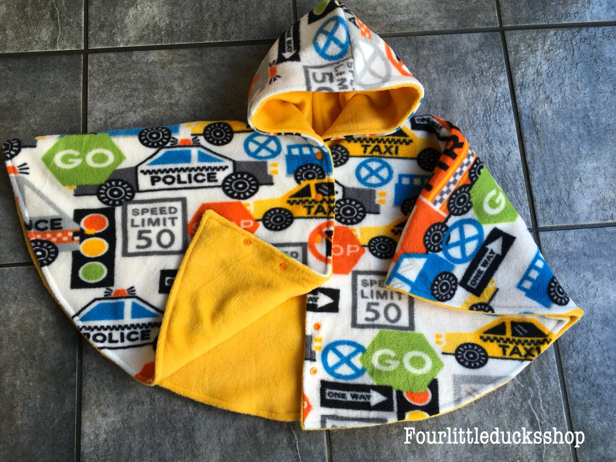 Car Seat Poncho With Directional Print Fleece