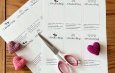 Crochet Pocket Hug Printable