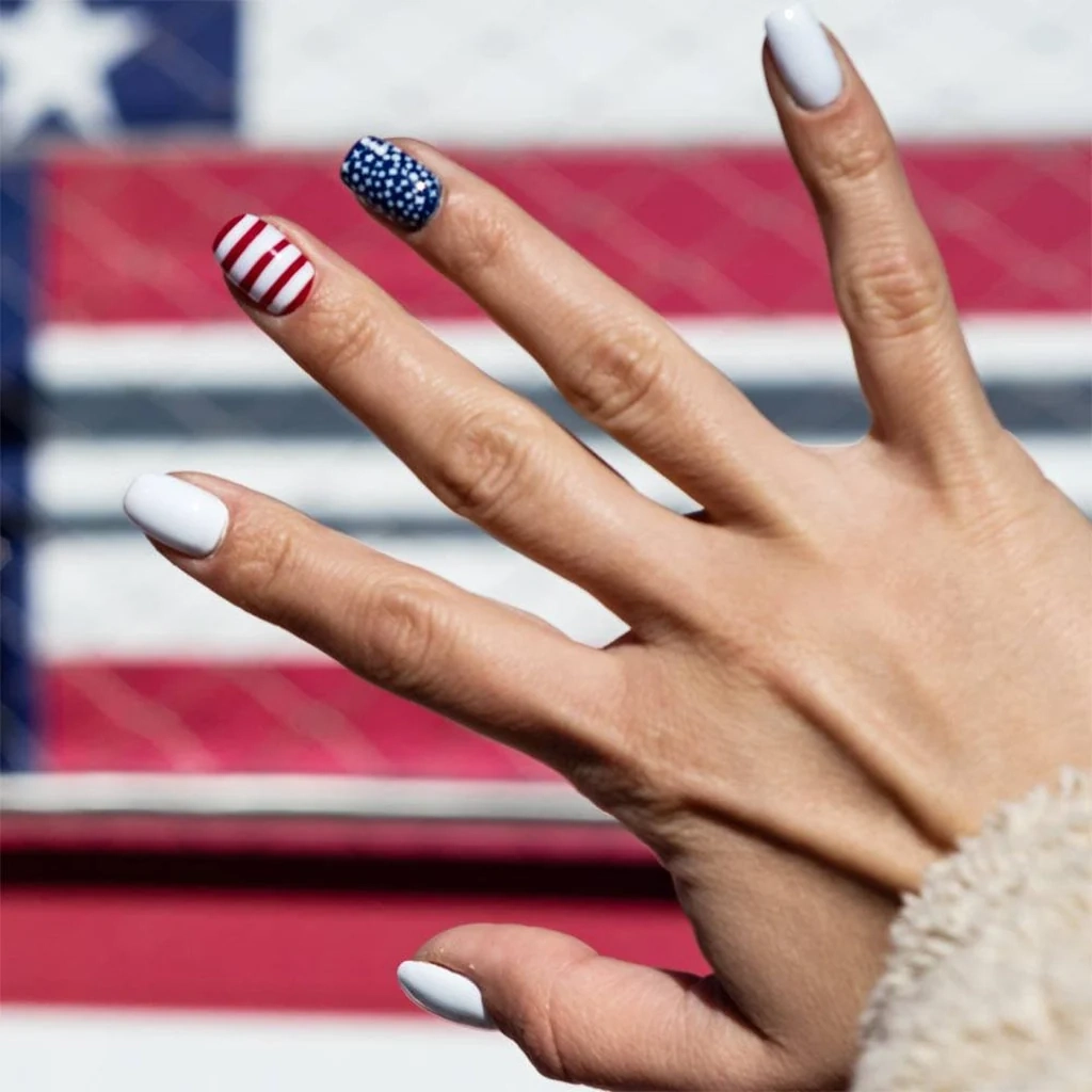 The 13 Best Patriotic 4th Of July Nail Designs