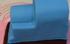 Thomas Train Cake Full
