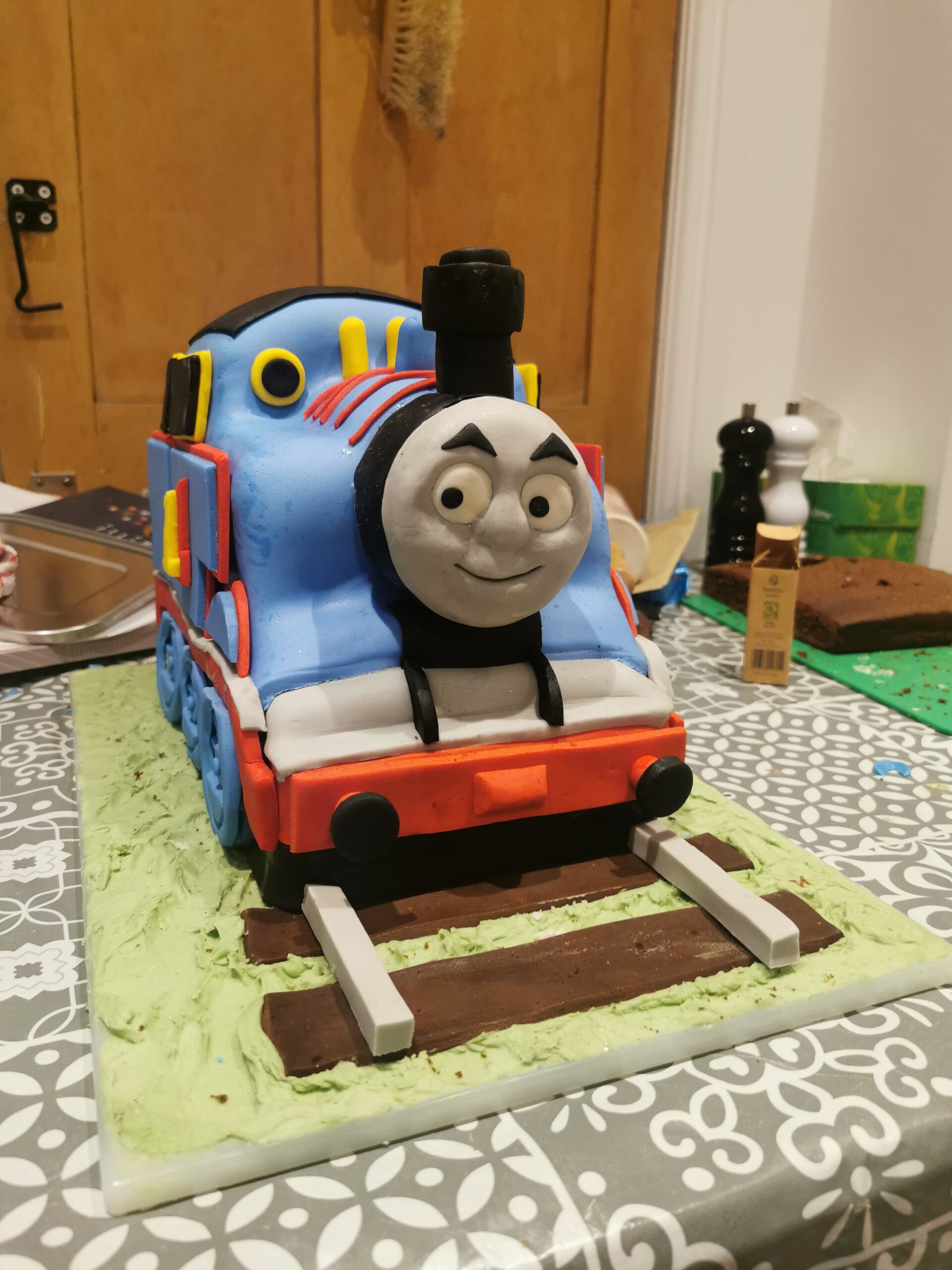Thomas Train Cake