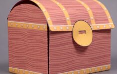 Treasure Chest Desk Storage 002